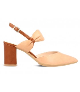 Zapatos de vestir en color nude para mujer