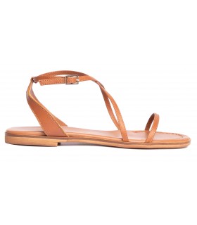 Sandalias de tiras finas en color cuero