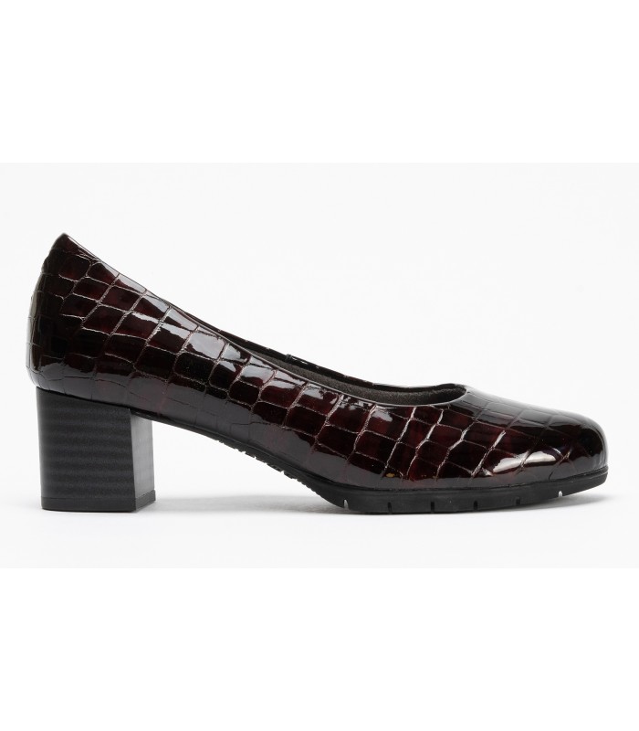 Zapato corte salón en color burdeos