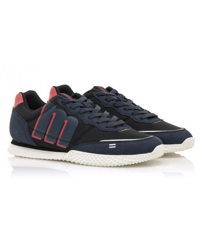 Deportivo de cordones en color negro