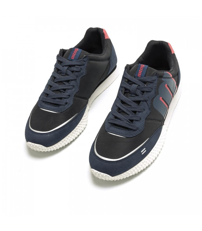 Deportivo de cordones en color negro