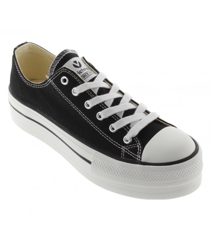 Deportivo basket con plataforma de color negro