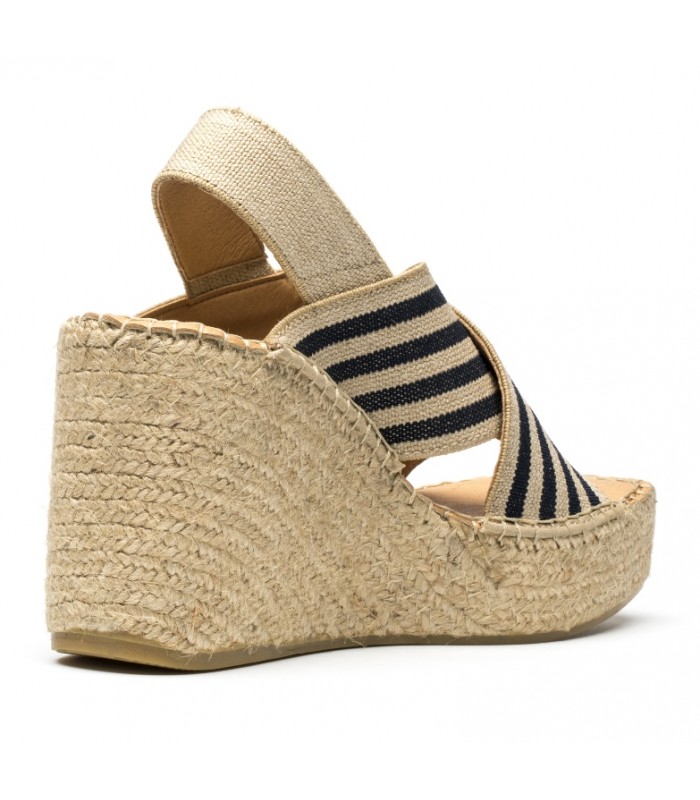 Sandalias de tiras cruzadas en color azul