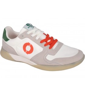 Deportivo combinado con detalle en color naranja