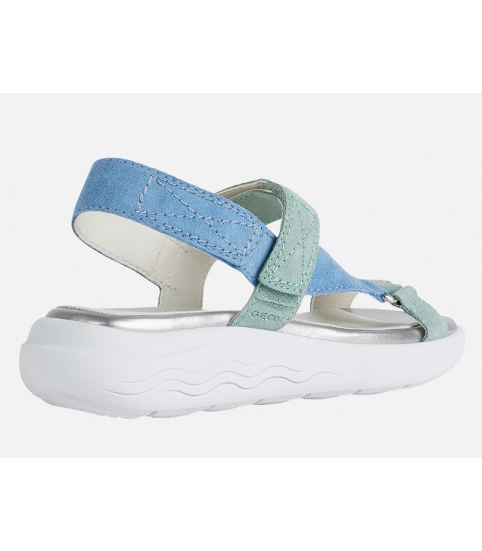Sandalias con cierre de velcro en color turquesa