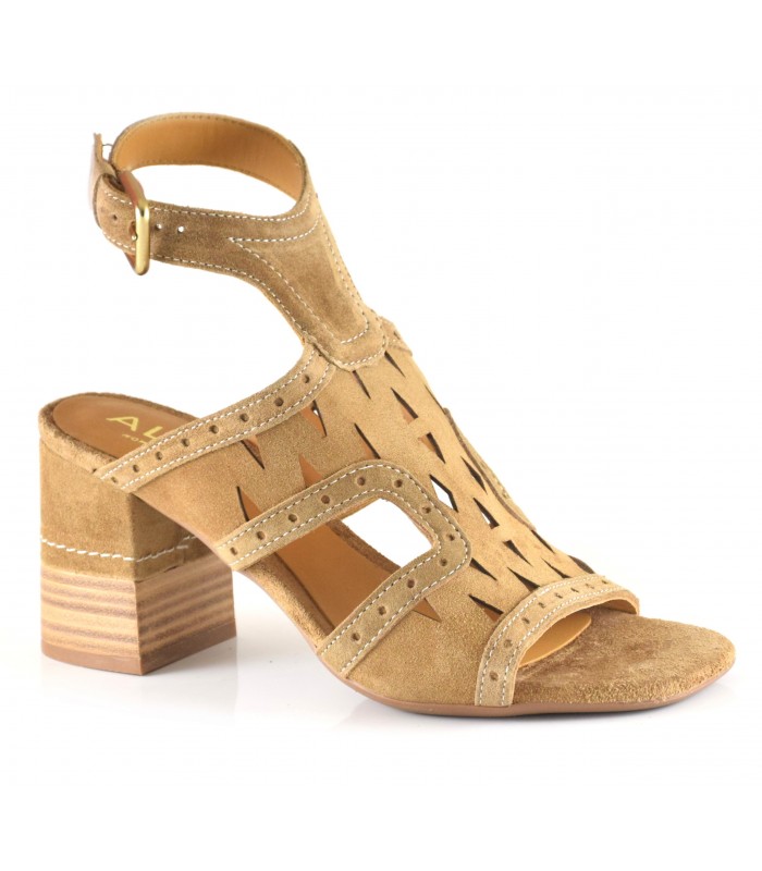 Sandalias de color cuero para mujer