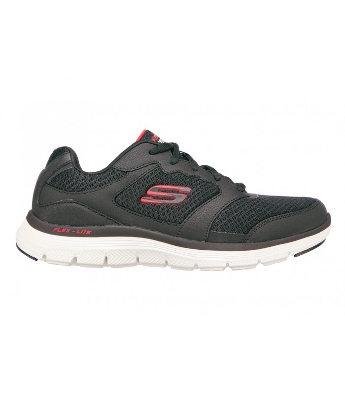 Deportivo de color negro con la suela en blanco