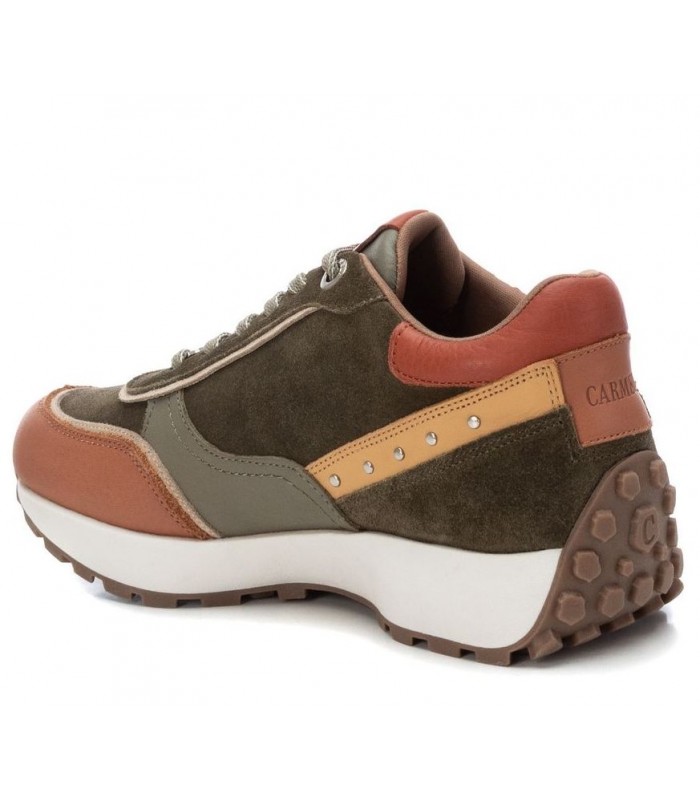 Deportivo de color caqui con cordones