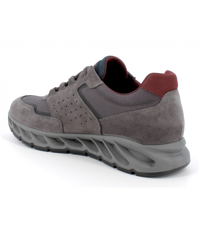 Deportivo de Gore-Tex en color antracita