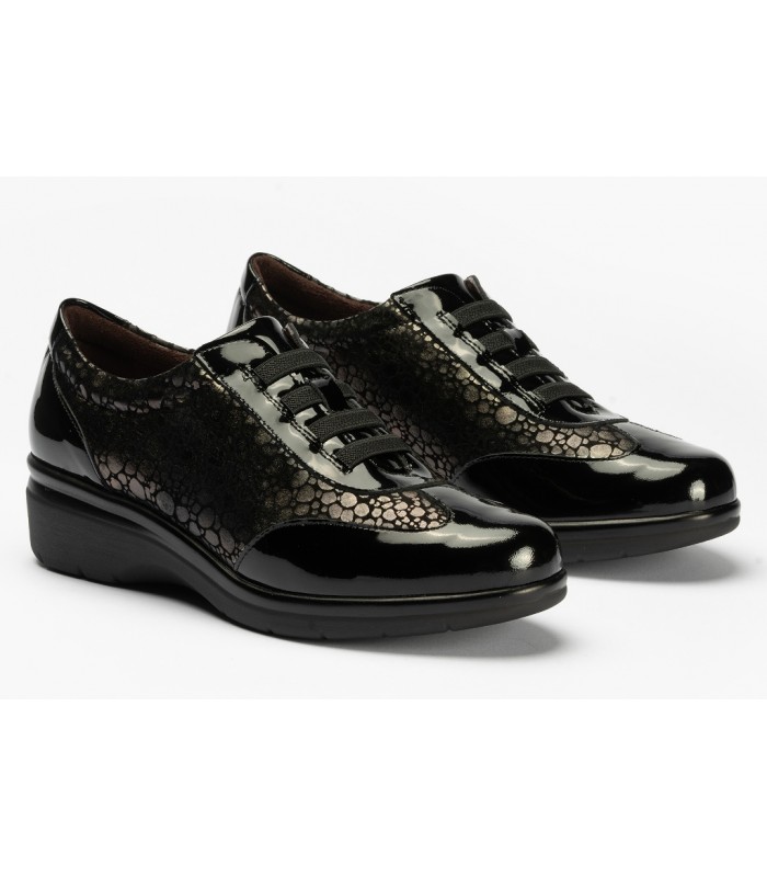 Zapato estampado en color negro