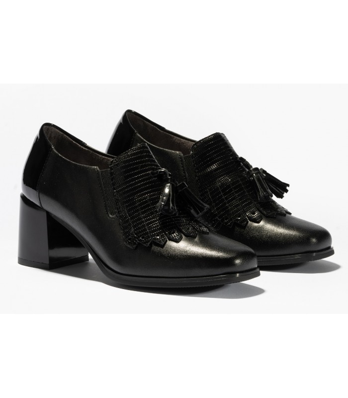 Mocasín de tacón para mujer con borlas 