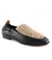 Mocasín con borreguillo en el empeine