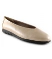 Zapato corte salón en charol beige