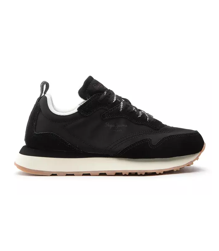 Deportivo de color negro con cordones 