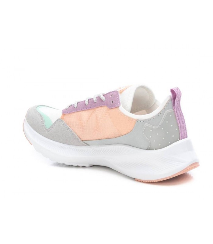 Deportivos con cordones en coral de mujer