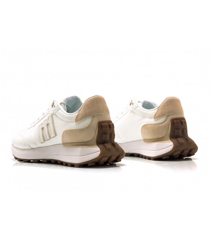 Sneakers de mujer en blanco