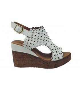 Sandalias de cuña para mujer en piel blanca