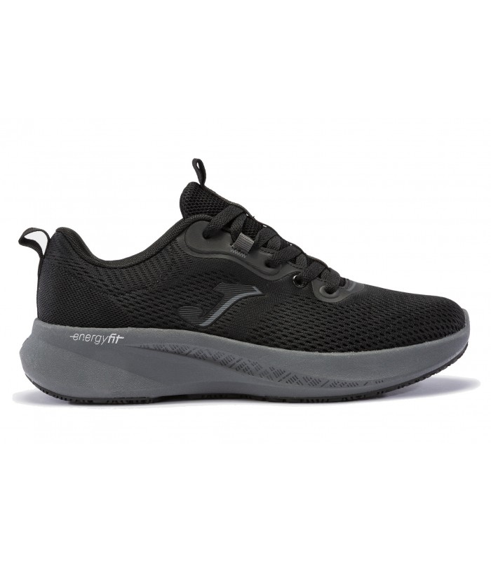 Deportivo color negro piso gris oscuro