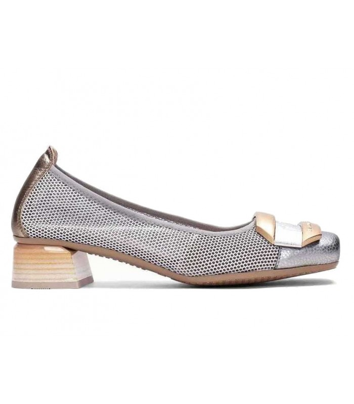 Zapato para mujer con adorno en el empeine