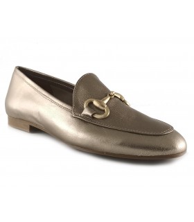 Mocasín con estribo en piel metal bronce 