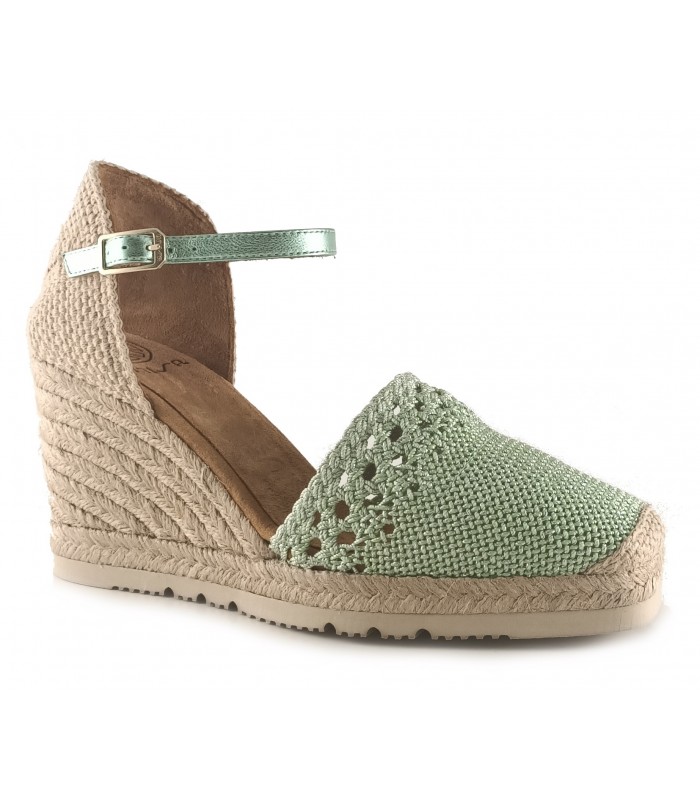 Alpargata croché azul en cuña alta