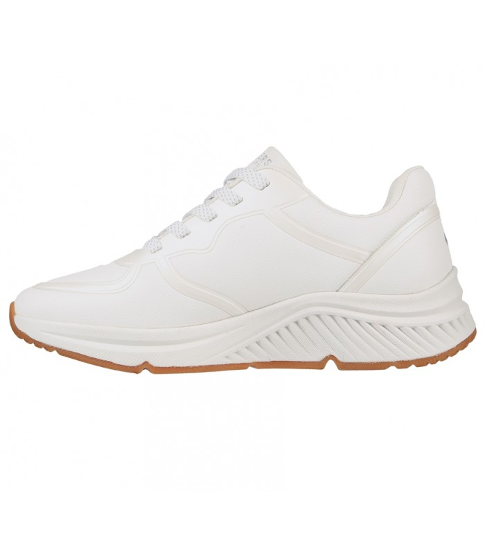 Deportivo blanco con cordones