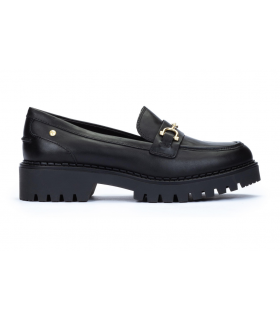 Mocasín negro con piso negro