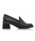 Mocasín negro de tacón