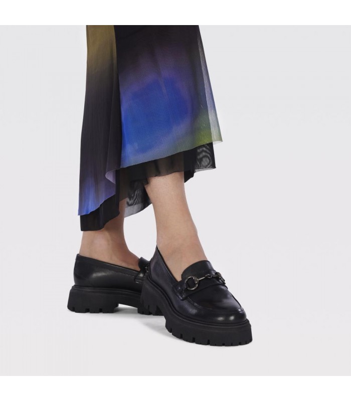 Mocasines en piel negra para mujer