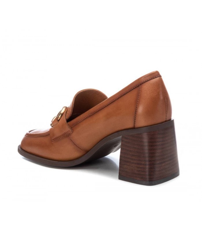 Mocasín de mujer en piel camel