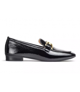 Zapato mocasín en piel negra para mujer