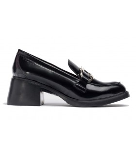 Mocasín de tacón para mujer en piel