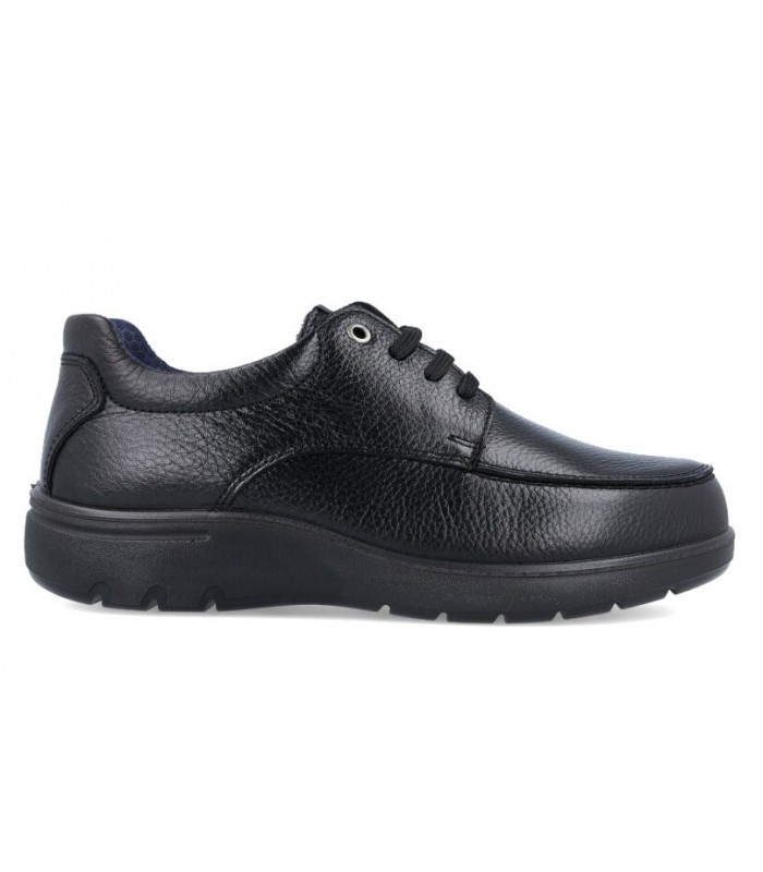 Zapato de corte clásico con cordones