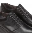 Zapato con elásticos en piel negra
