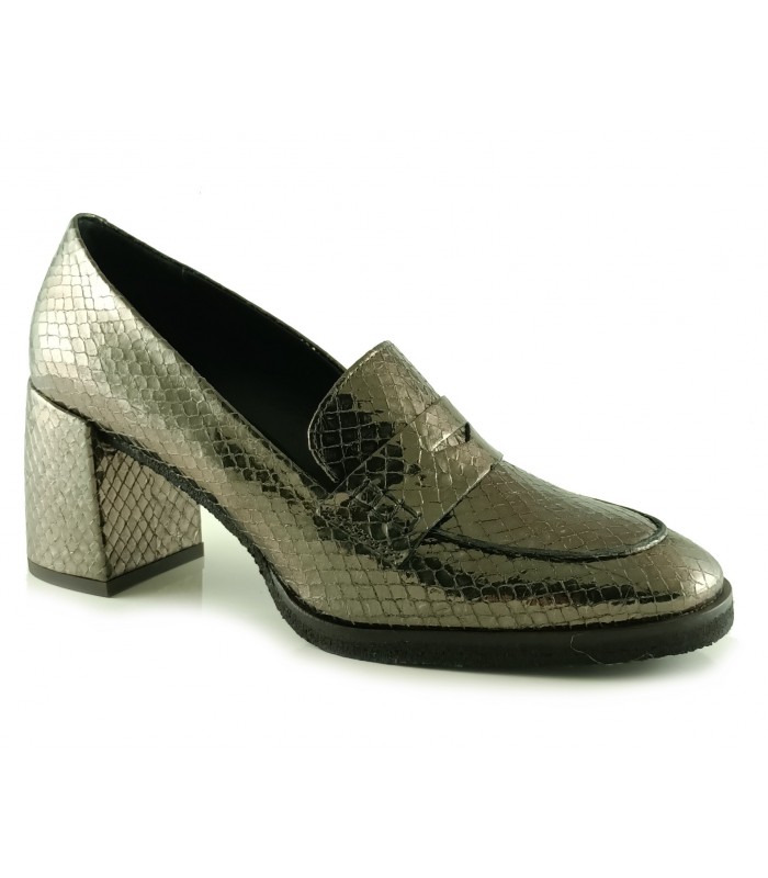 Zapato mocasín para mujer de tacón alto