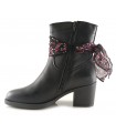 Botines de color negro para mujer