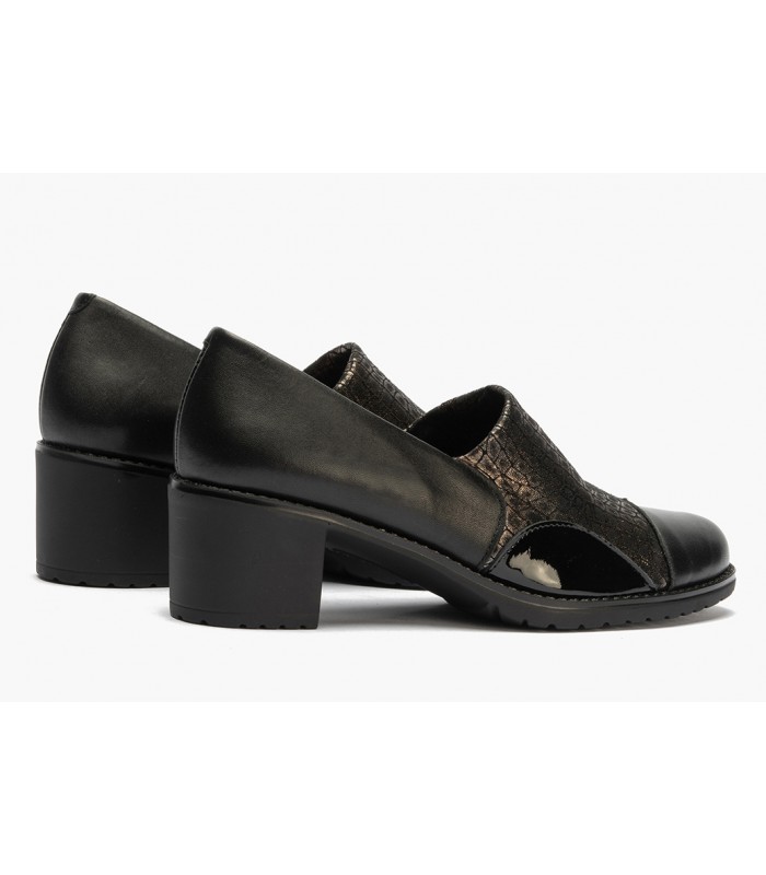 Zapato de confort con tacón de media altura