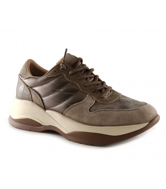 Deportivo de color taupe con tejido bomber