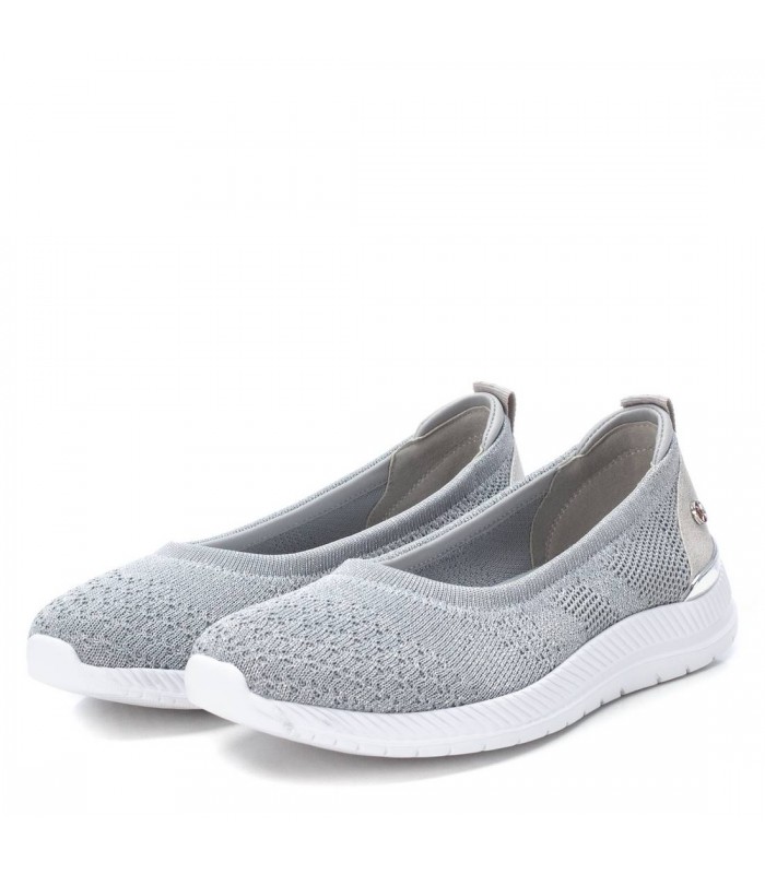 Zapato corte salón mujer Xti elástico color hielo
