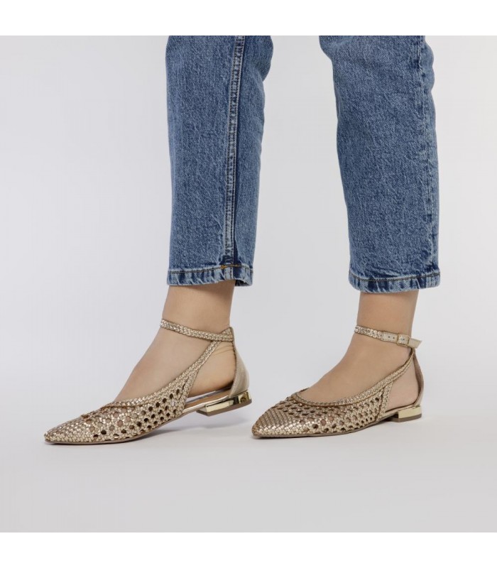 Salón para mujer en piel trenzada 