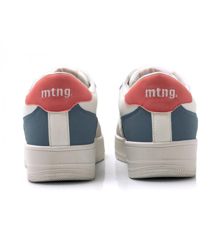 Deportivo blanco con colores azul y rojo