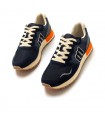 Deportivo hombre marino con cordones