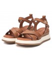 Sandalia cuña camel con tiras cruzadas