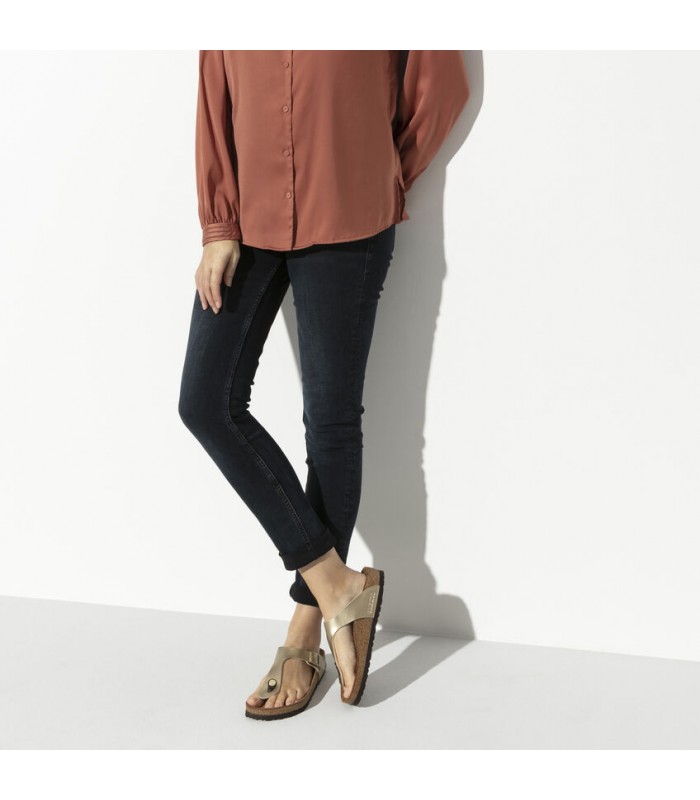Sandalia Birkenstock oro dedo