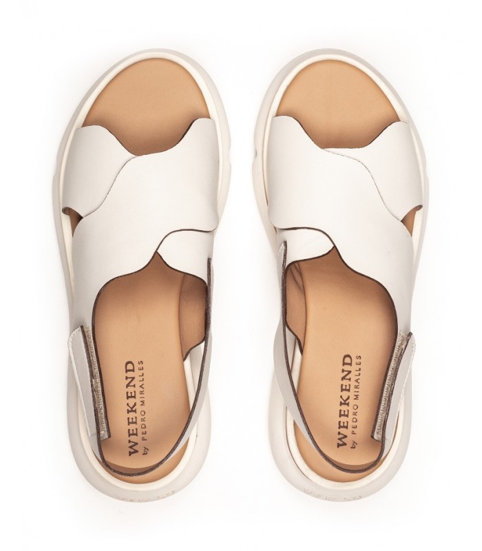 Sandalia de tiras y velcro para mujer