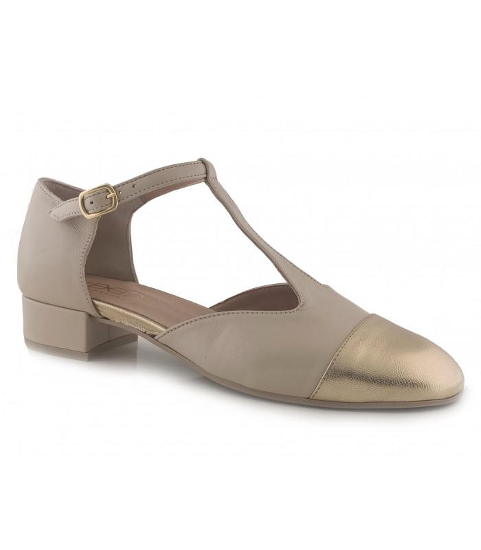 Zapatos en piel beige para mujer