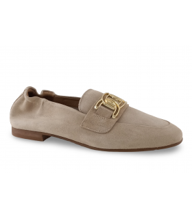 Zapato mocasín en piel beige para mujer