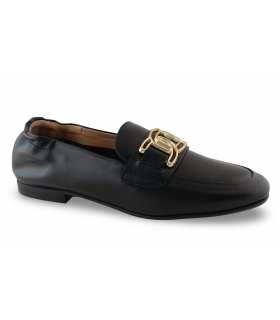 Zapato mocasín en piel negra