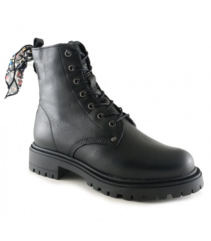 Botín de cordones en piel negra