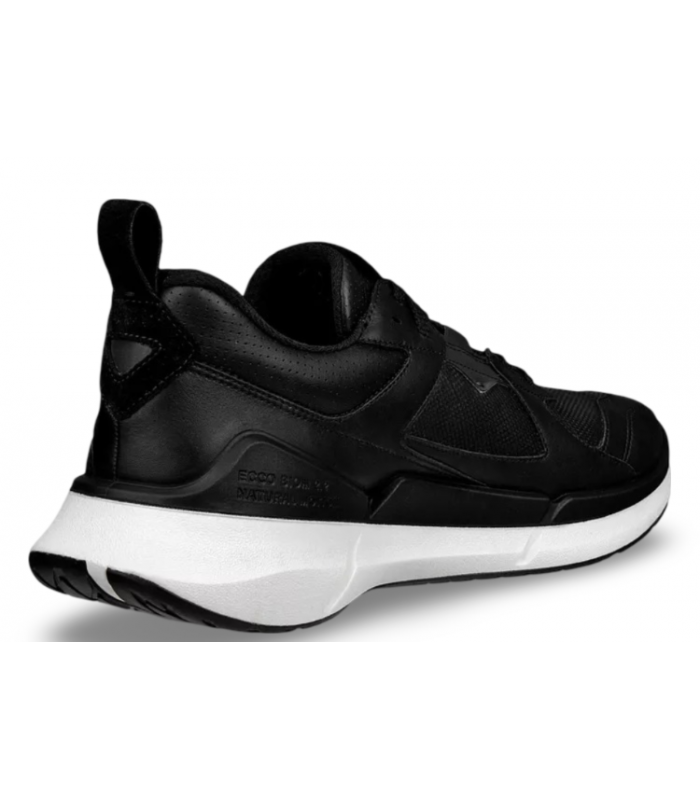 Zapato Sport con Gore-Tex en color negro.